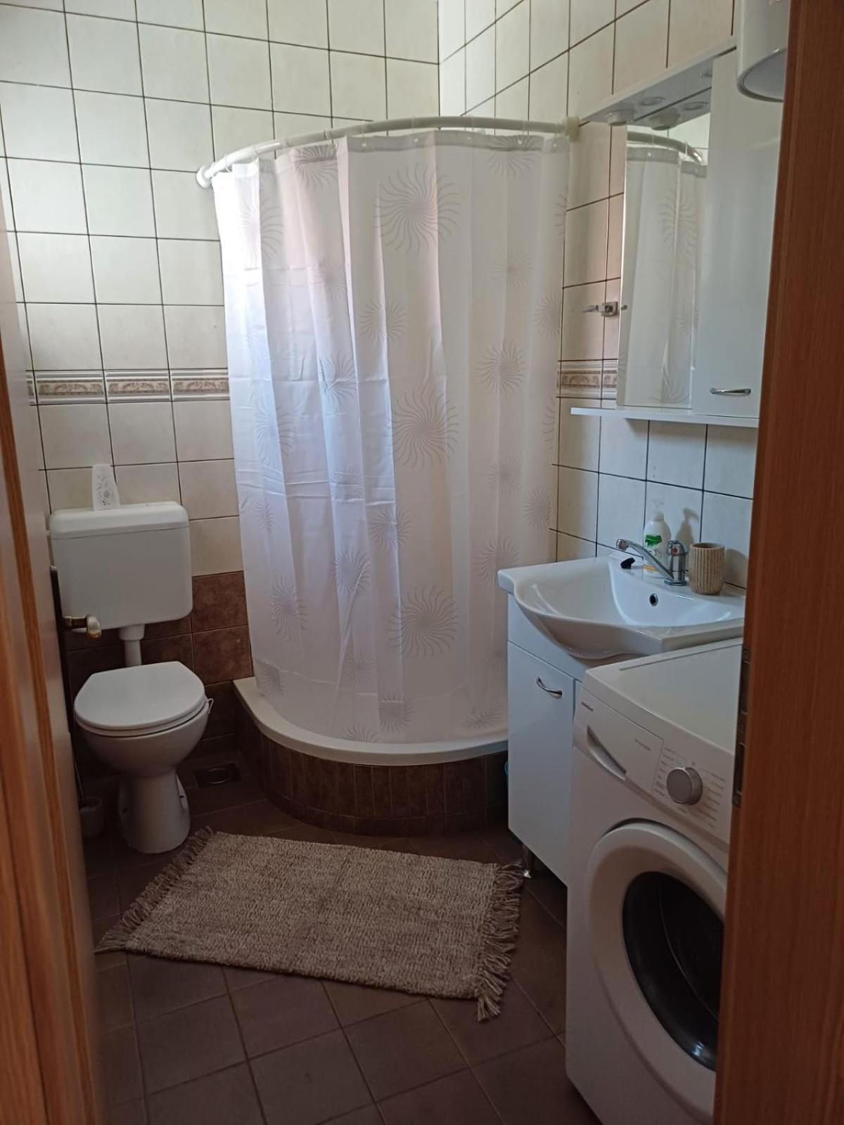 Apartmani Afrodita Crikvenica Exterior photo